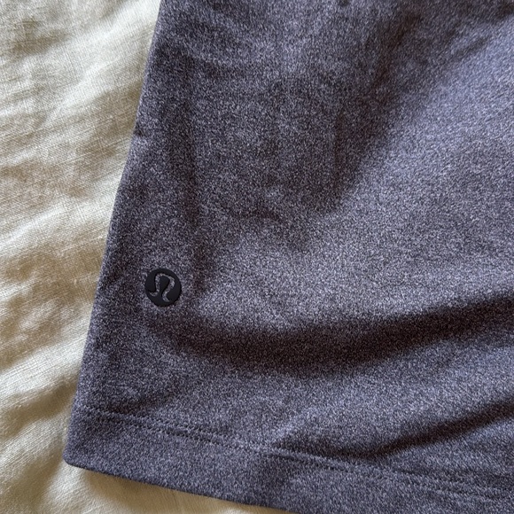 Lululemon grey athletic shorts - Picture 3 of 3
